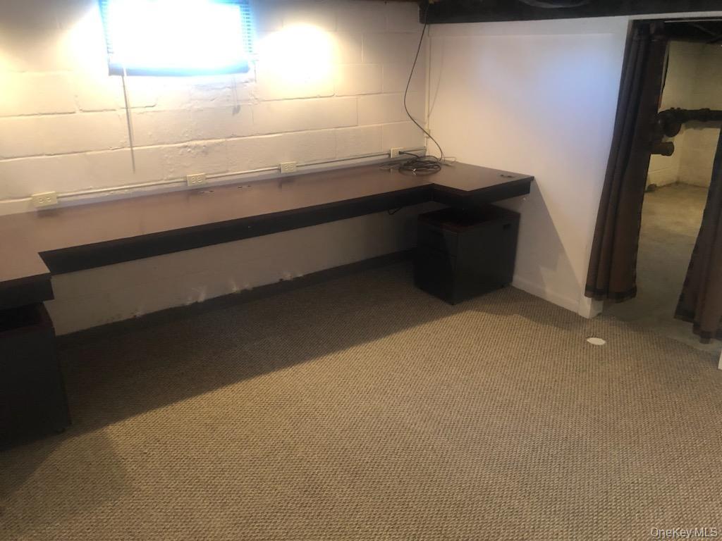 15 Esopus Avenue Property Photo 17