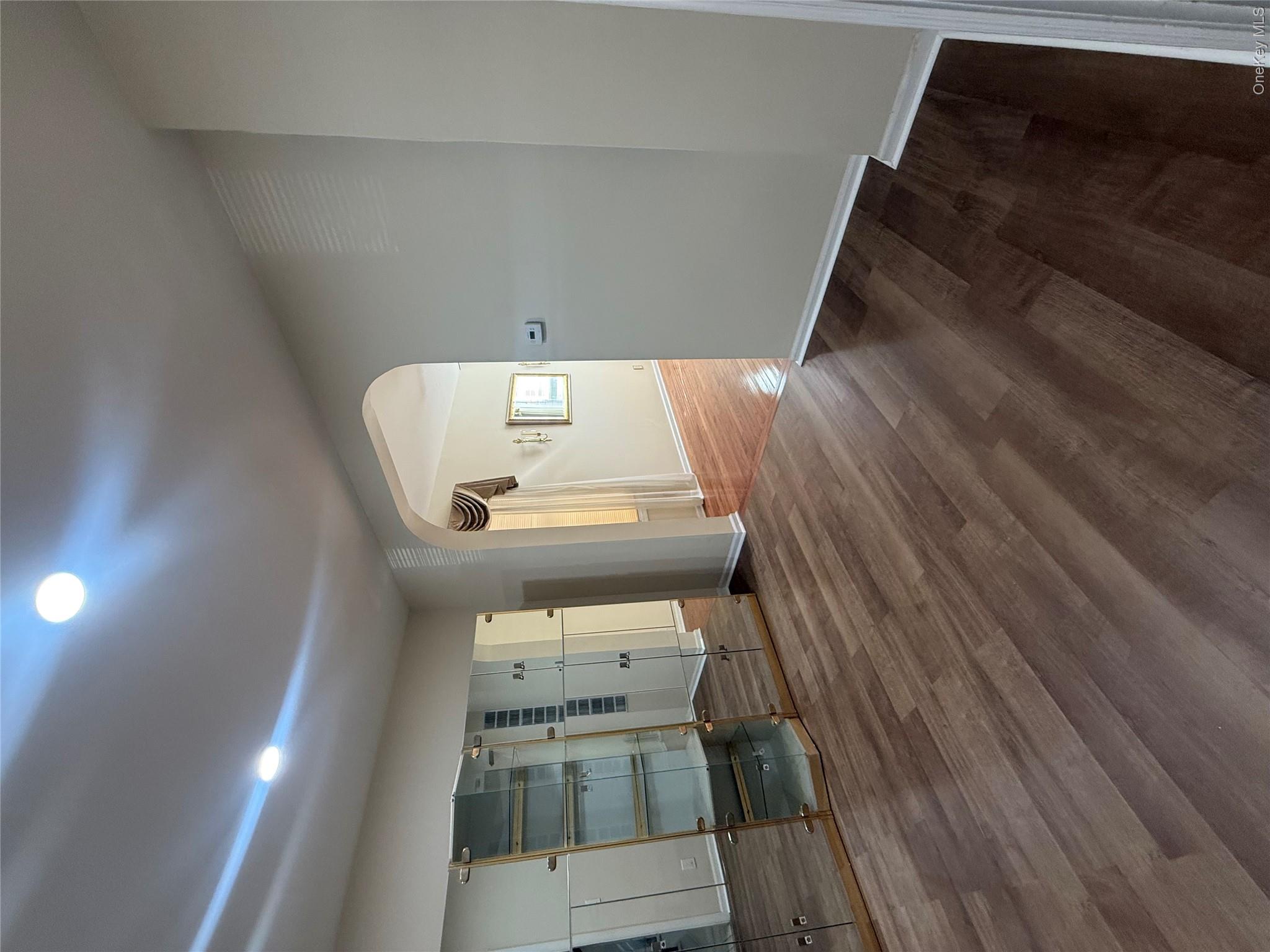 868 Morris Park Avenue Property Photo 7