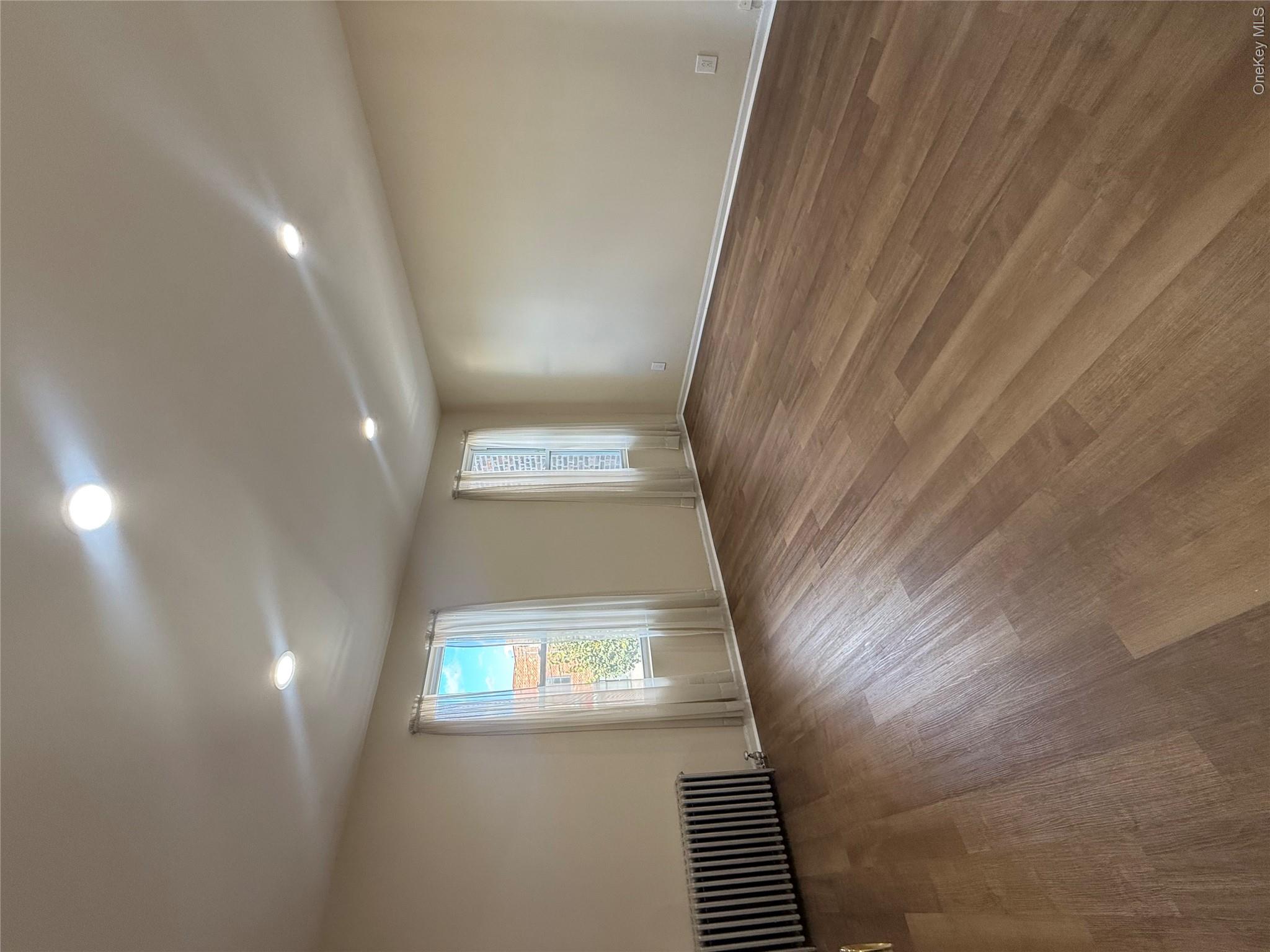 868 Morris Park Avenue Property Photo 14