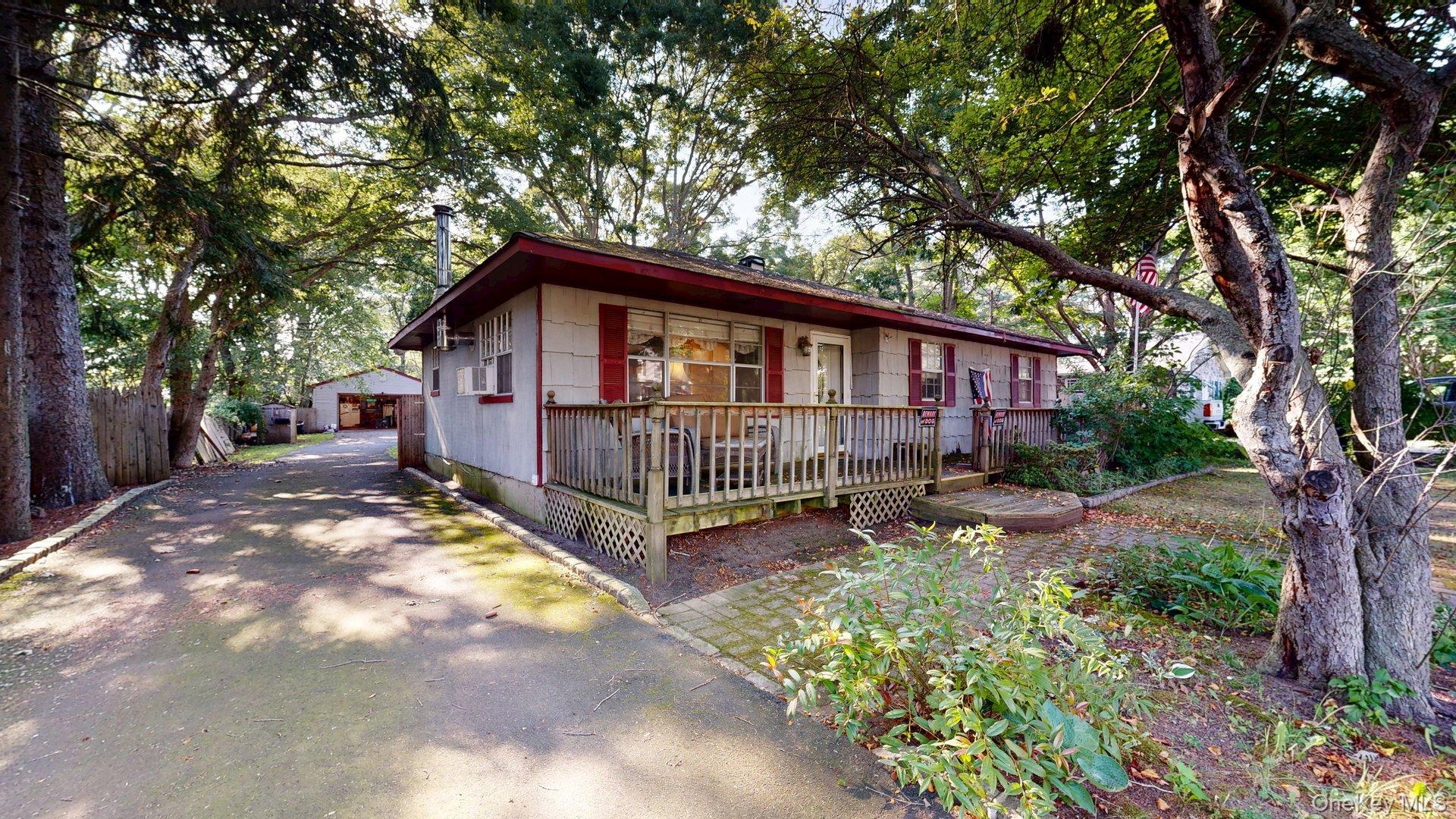 391 Starlight Drive Property Photo 2