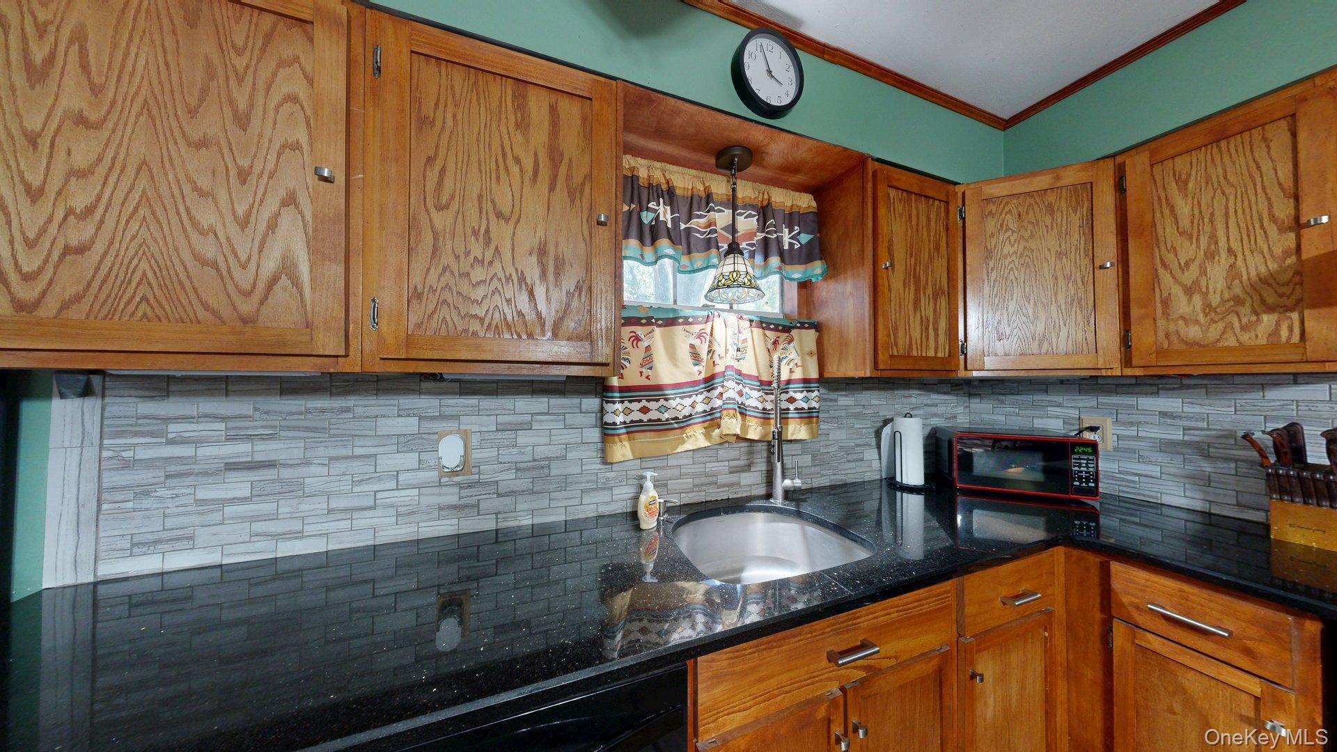 391 Starlight Drive Property Photo 8