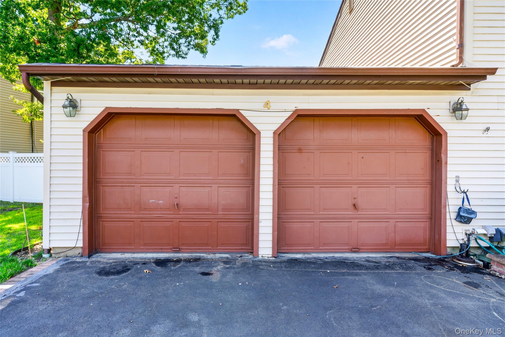 4 Winding Lane Property Photo 36