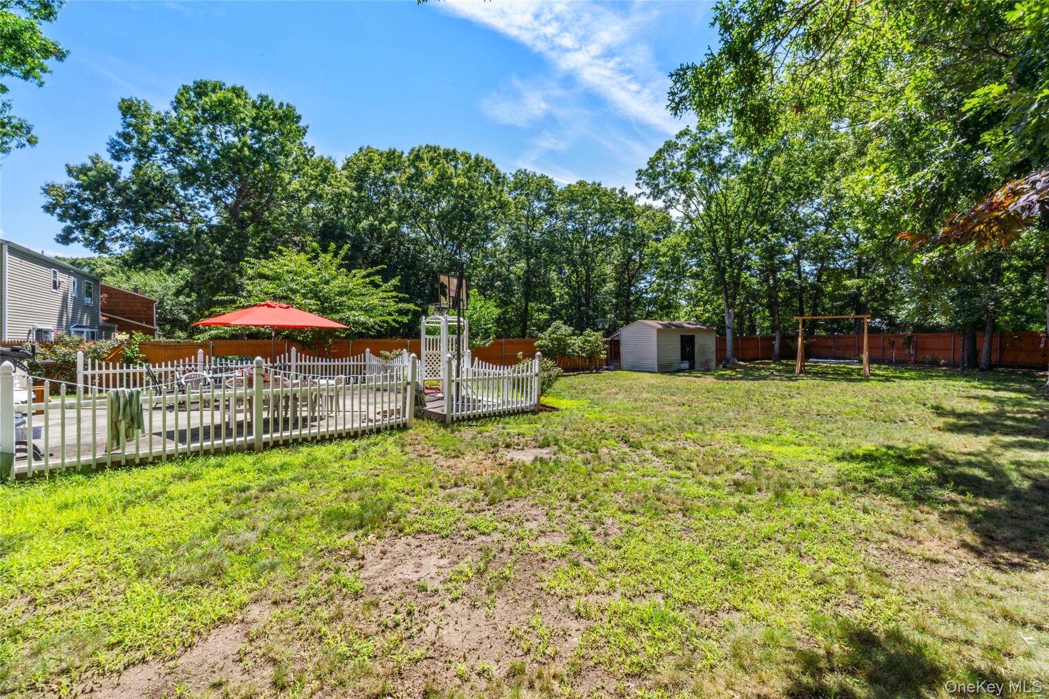 4 Winding Lane Property Photo 43