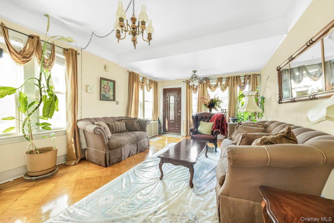 1363 Albany Avenue Property Photo 4