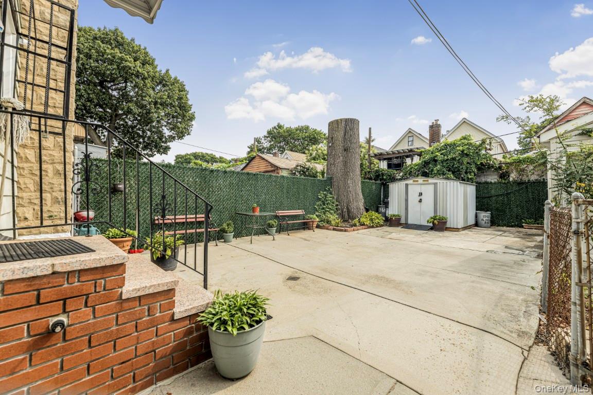 1363 Albany Avenue Property Photo 20
