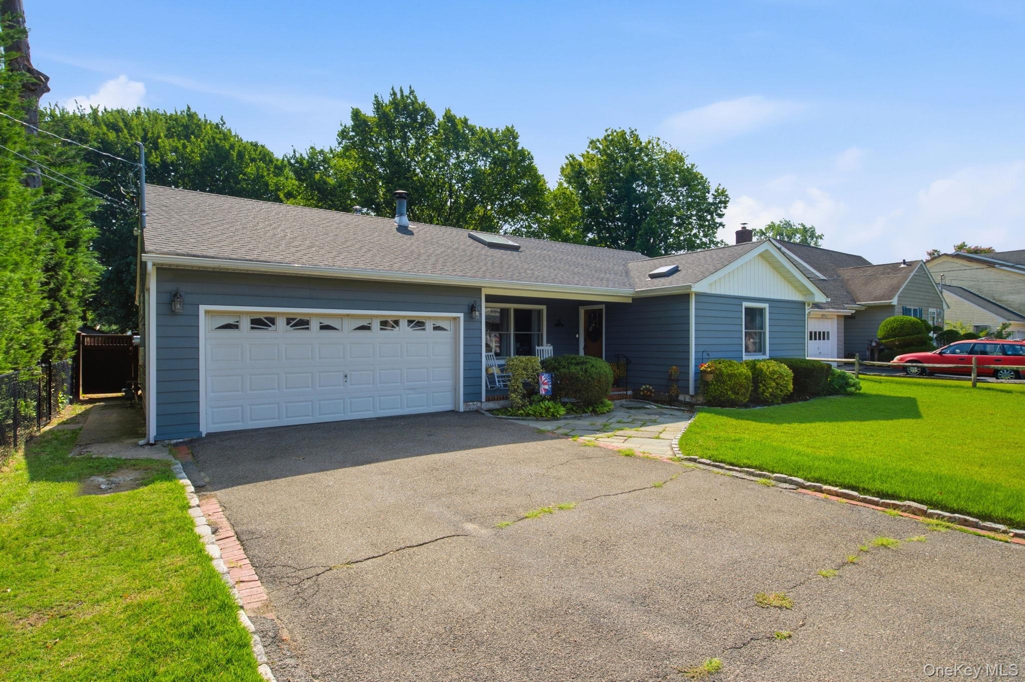 65 Jervis Avenue Property Photo 4