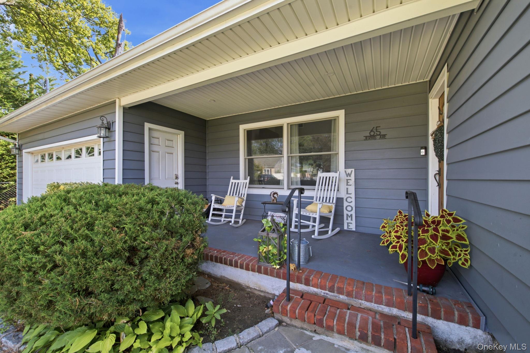 65 Jervis Avenue Property Photo 5