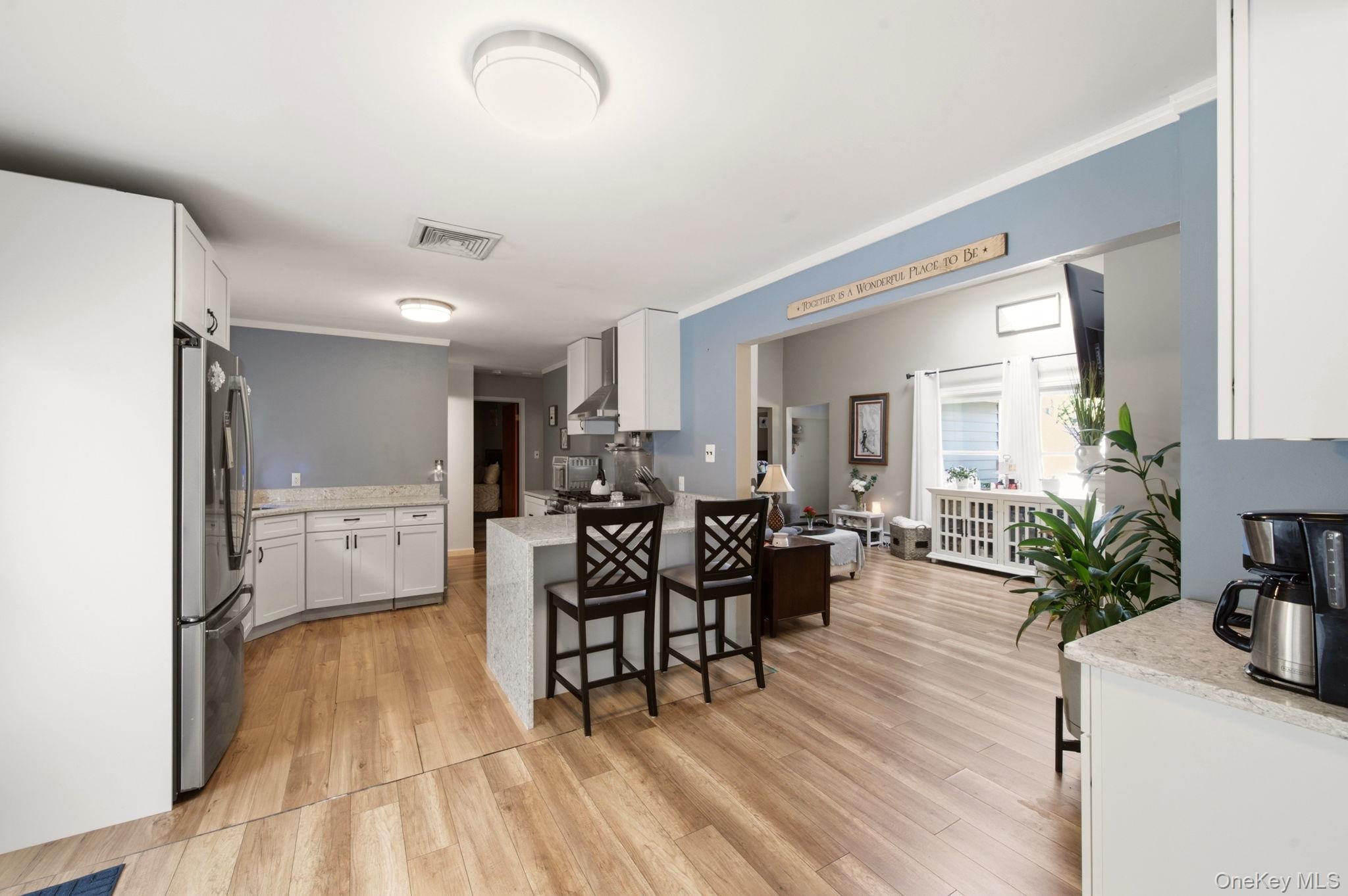 65 Jervis Avenue Property Photo 8