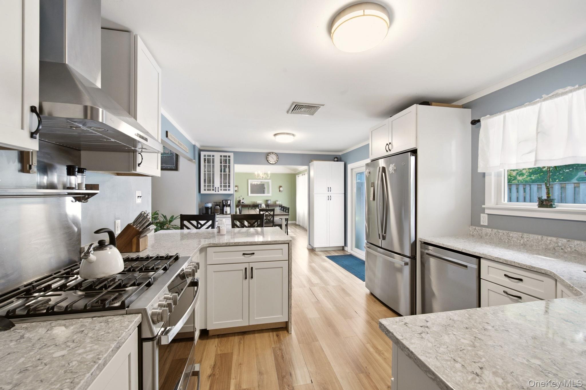 65 Jervis Avenue Property Photo 11