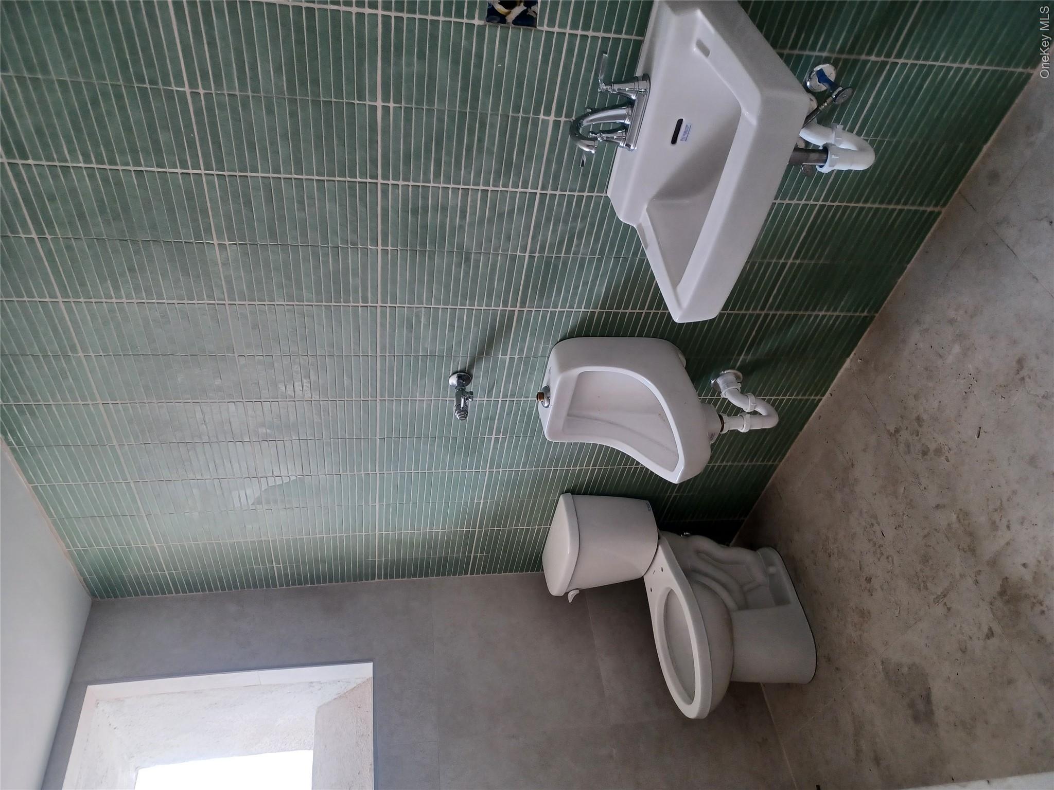 17 Midland Avenue 1 Property Photo 18