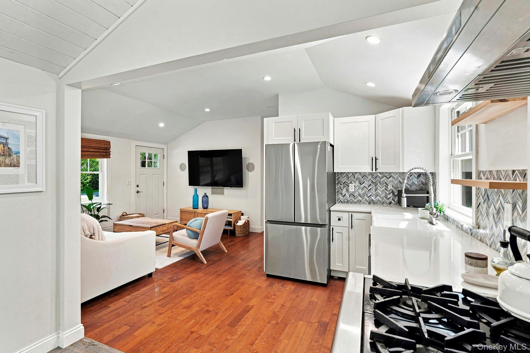 22 Matthews Drive Property Photo 3
