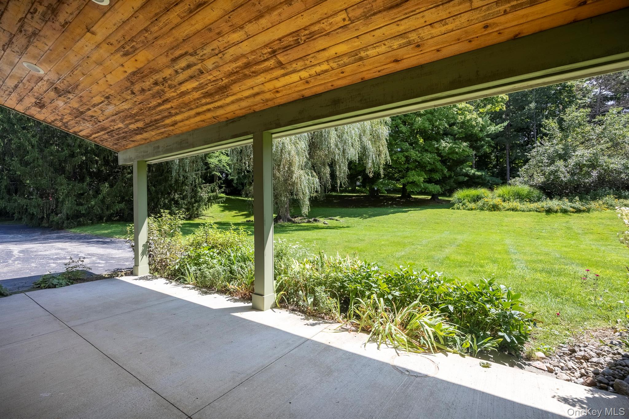 12 Ciferri Drive Property Photo 8