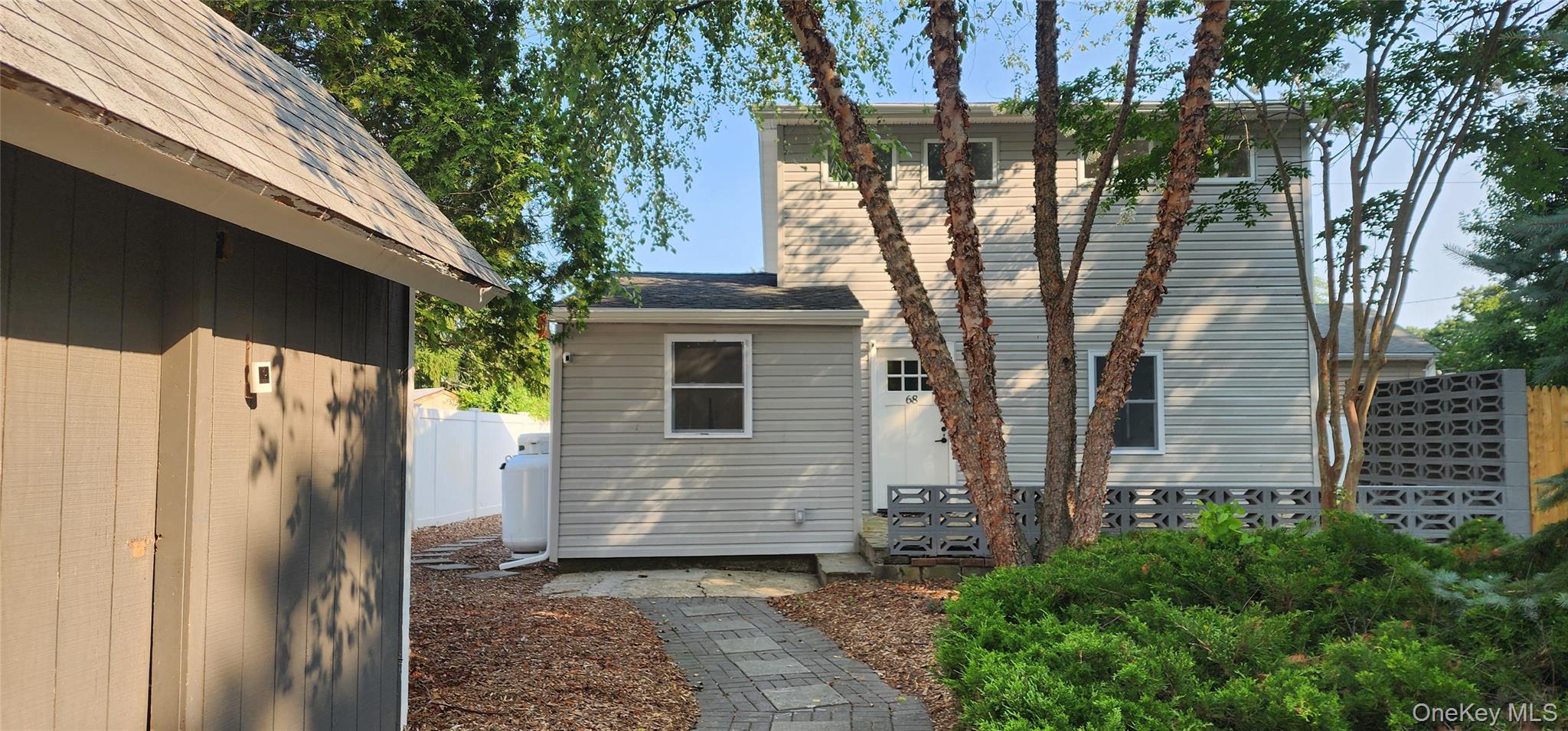 68 Montauk Drive Property Photo 8