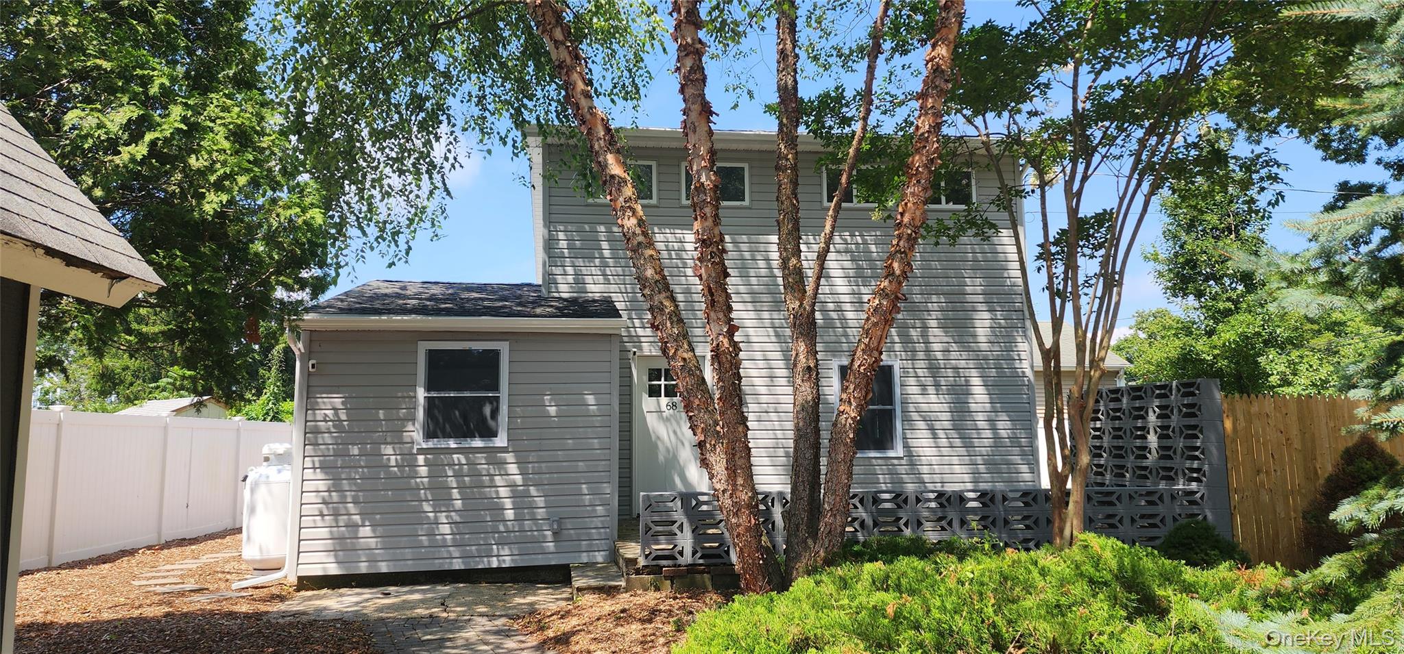 68 Montauk Drive Property Photo 9