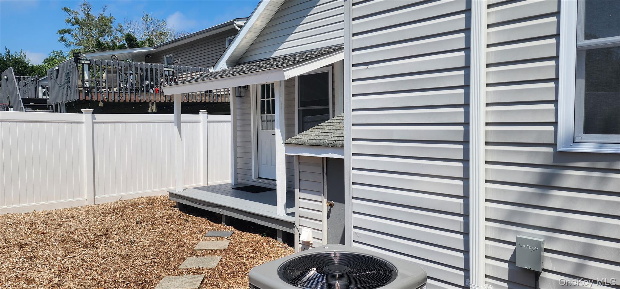 68 Montauk Drive Property Photo 10