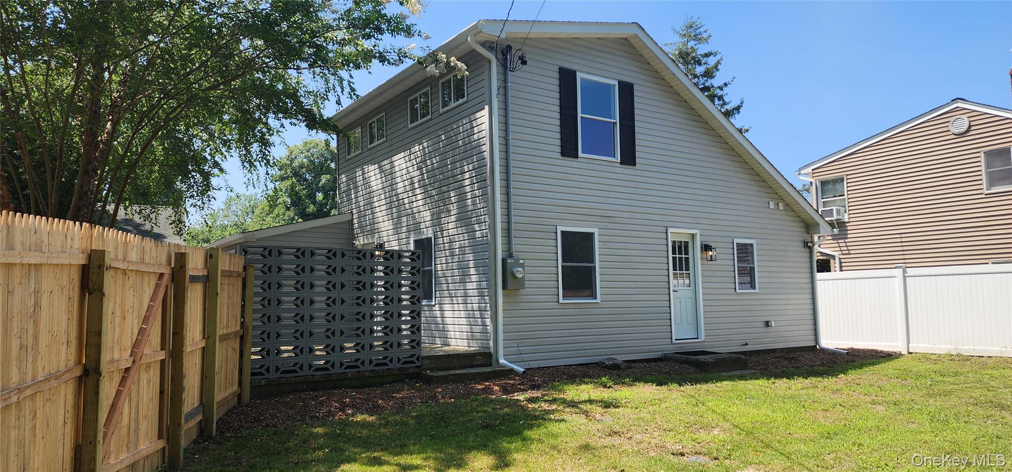 68 Montauk Drive Property Photo 12