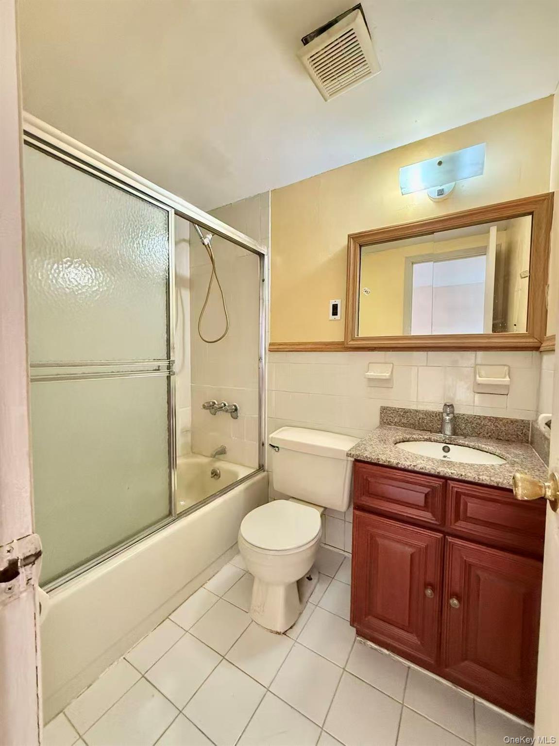 3730 103rd Street F1 Property Photo 1