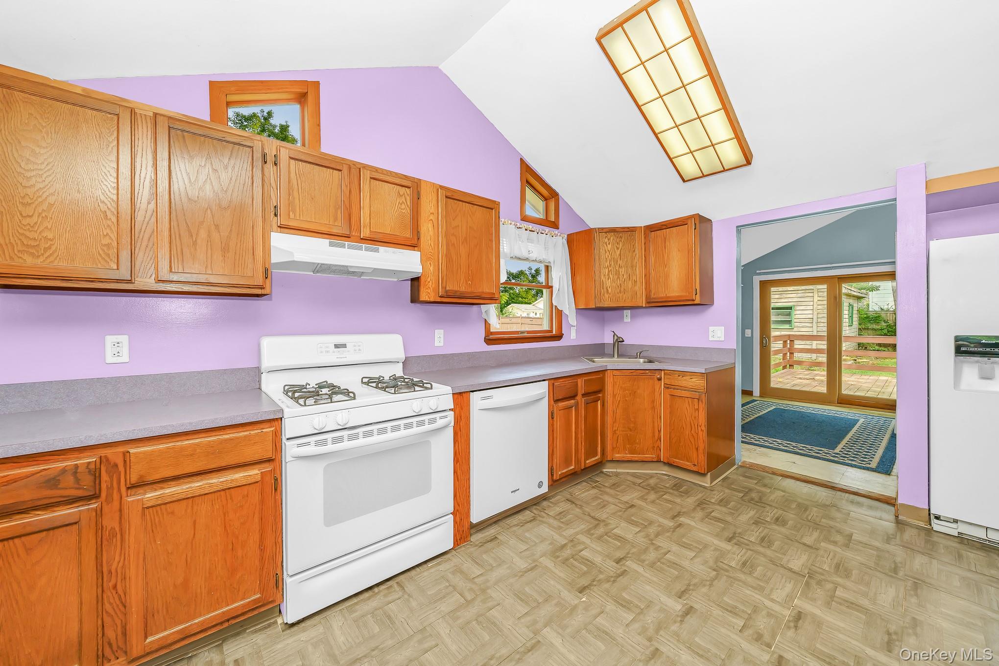 49 Salem Street Property Photo 22