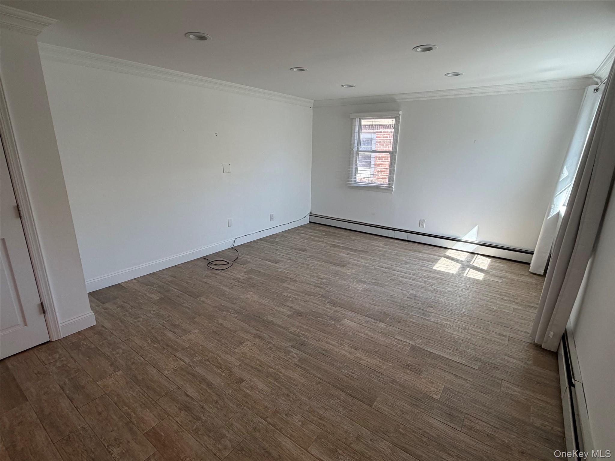 35 Trenton Avenue 1st Floor Property Photo 8