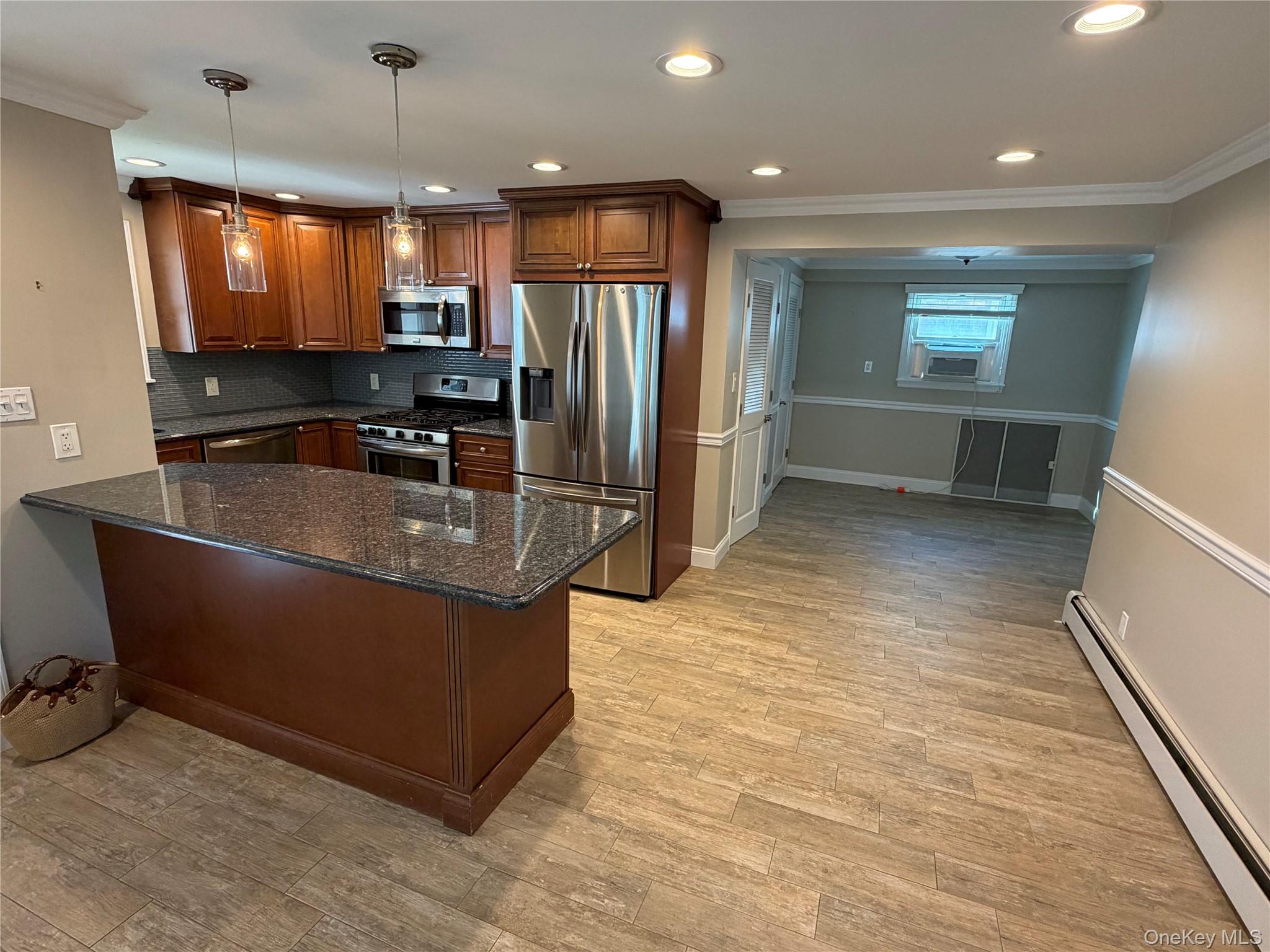 35 Trenton Avenue 1st Floor Property Photo 10