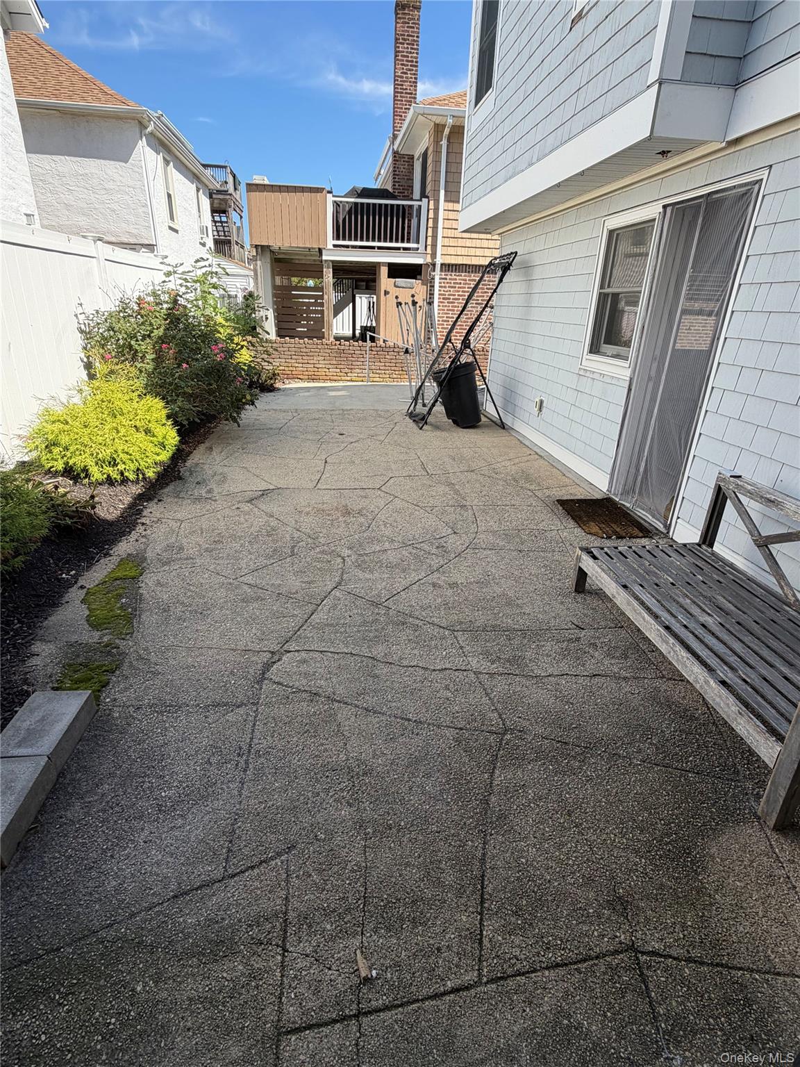 35 Trenton Avenue 1st Floor Property Photo 12