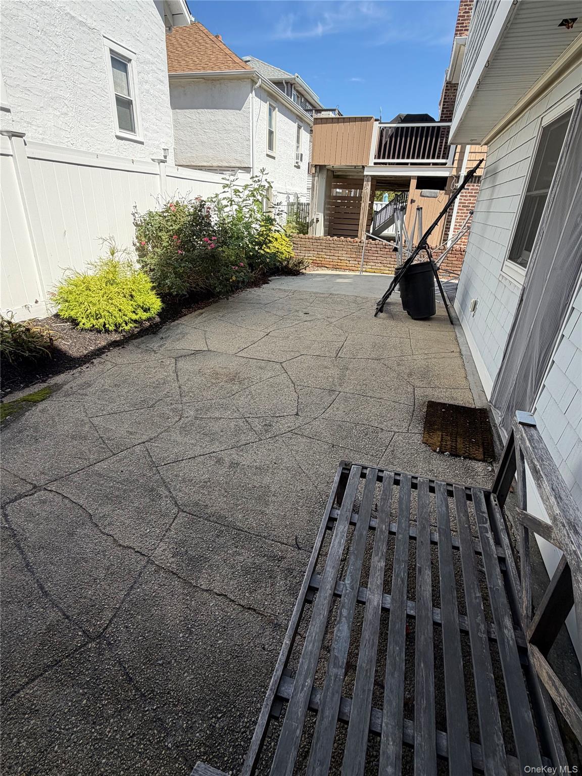 35 Trenton Avenue 1st Floor Property Photo 13