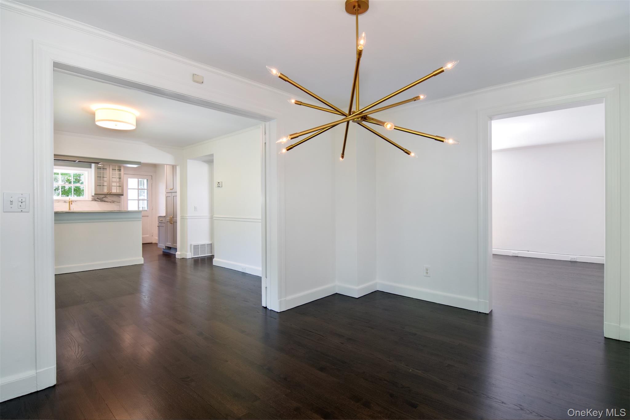 16 Crows Nest Road Property Photo 9