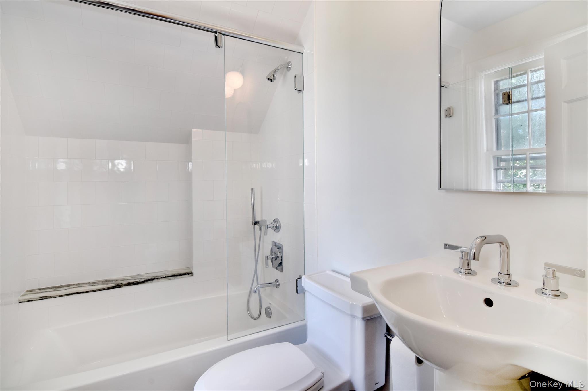 16 Crows Nest Road Property Photo 17