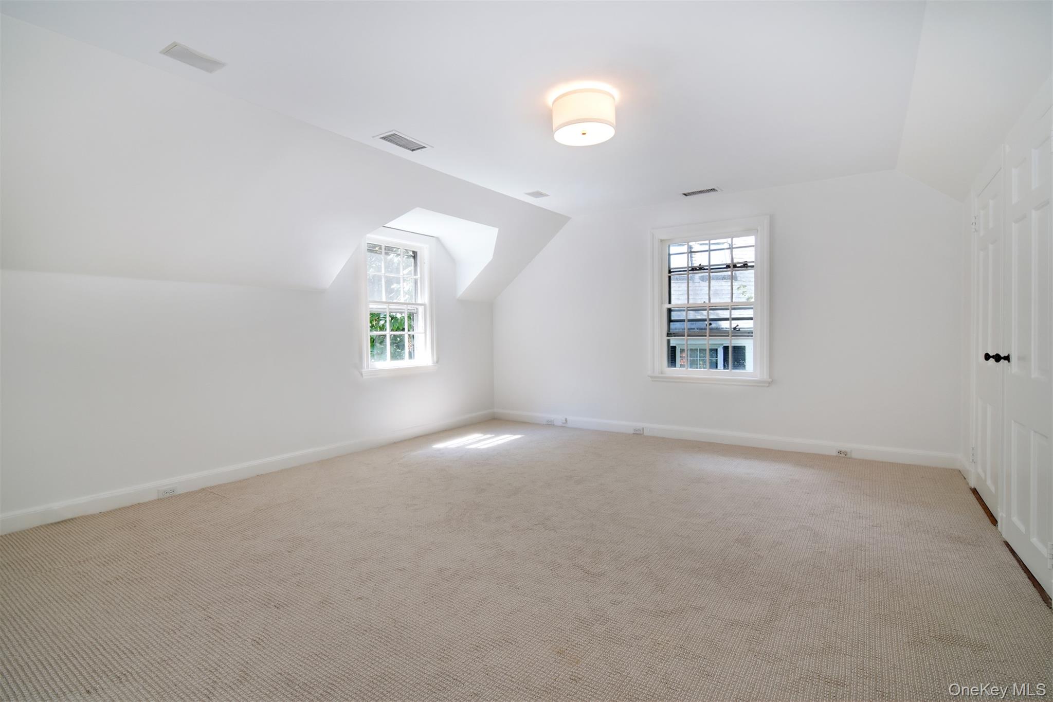 16 Crows Nest Road Property Photo 20