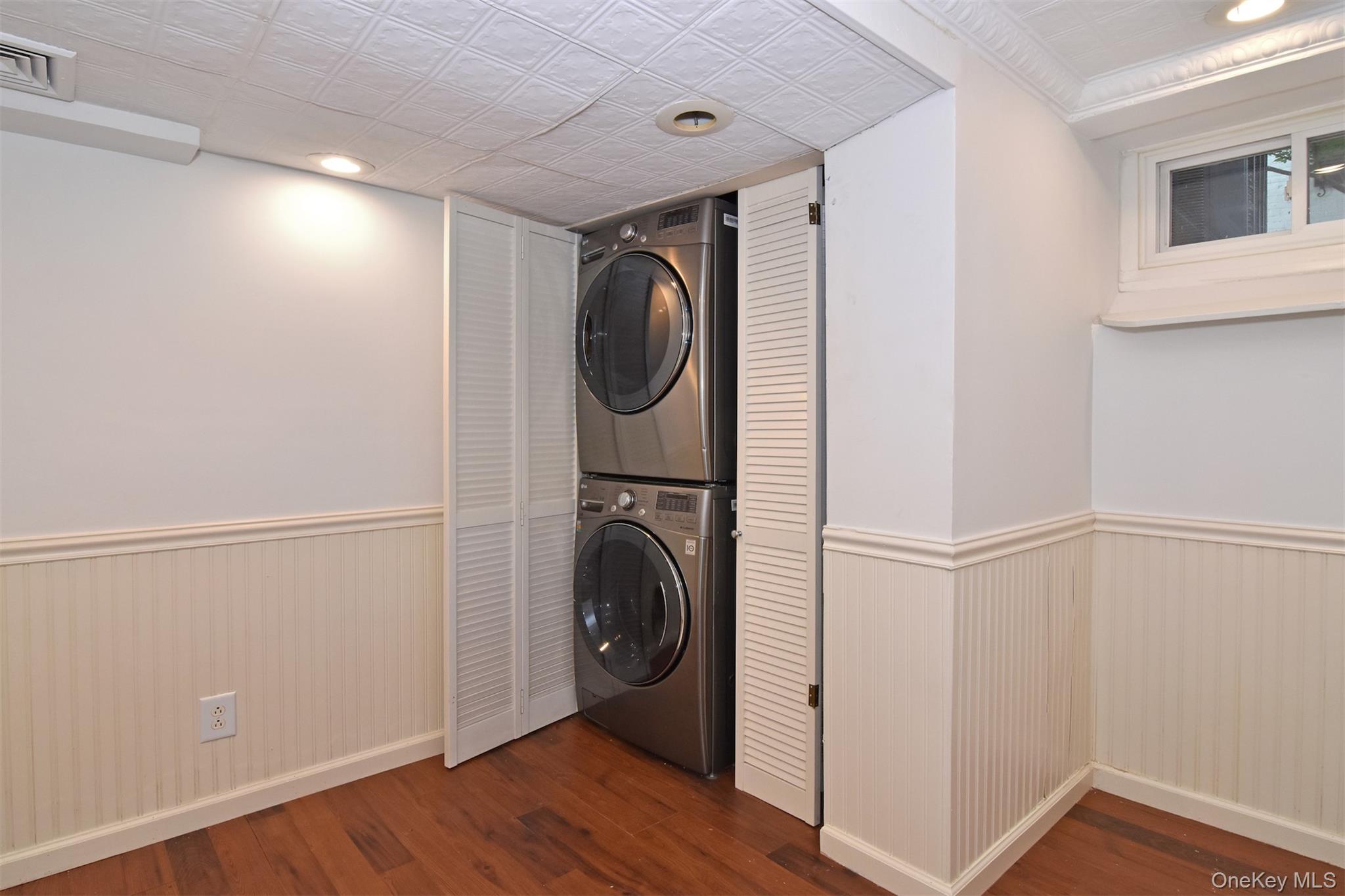16 Crows Nest Road Property Photo 24