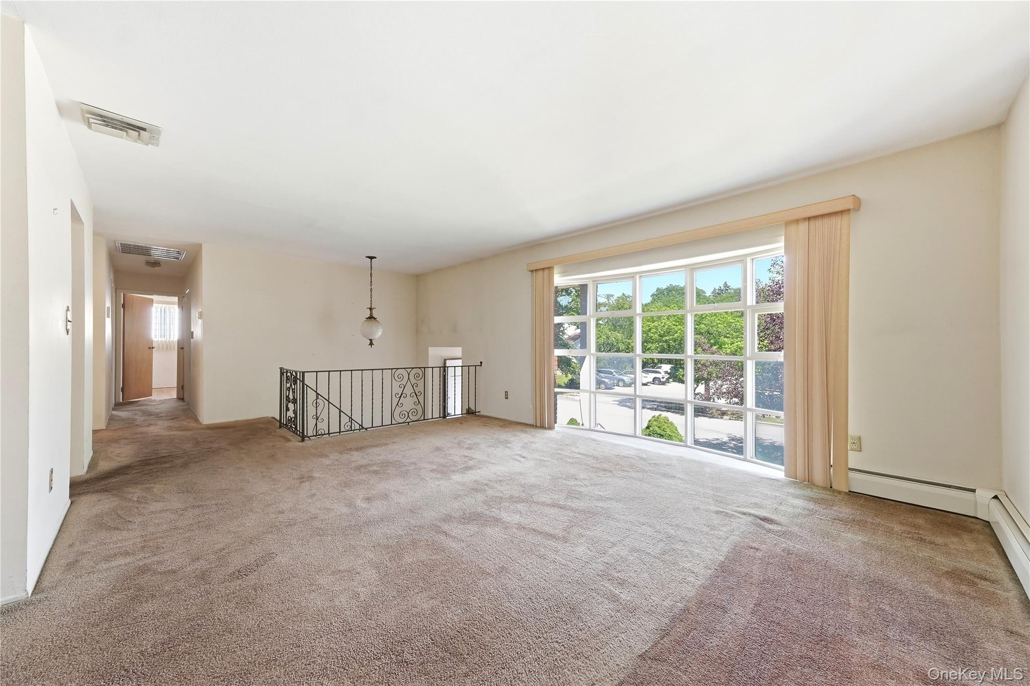 18 Valley Lane Property Photo 4