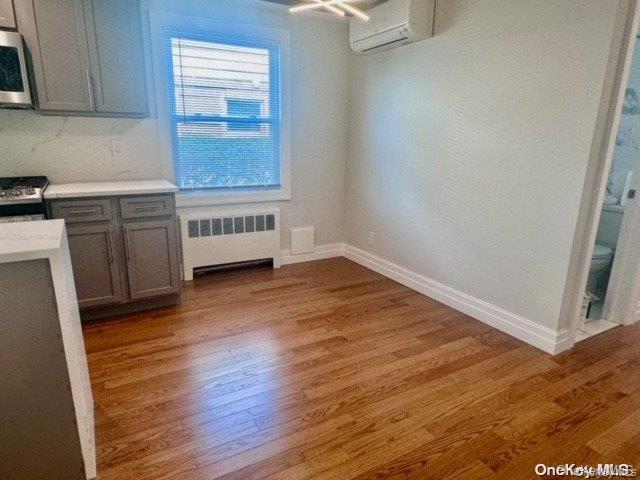 254 E Beech Street Property Photo 8