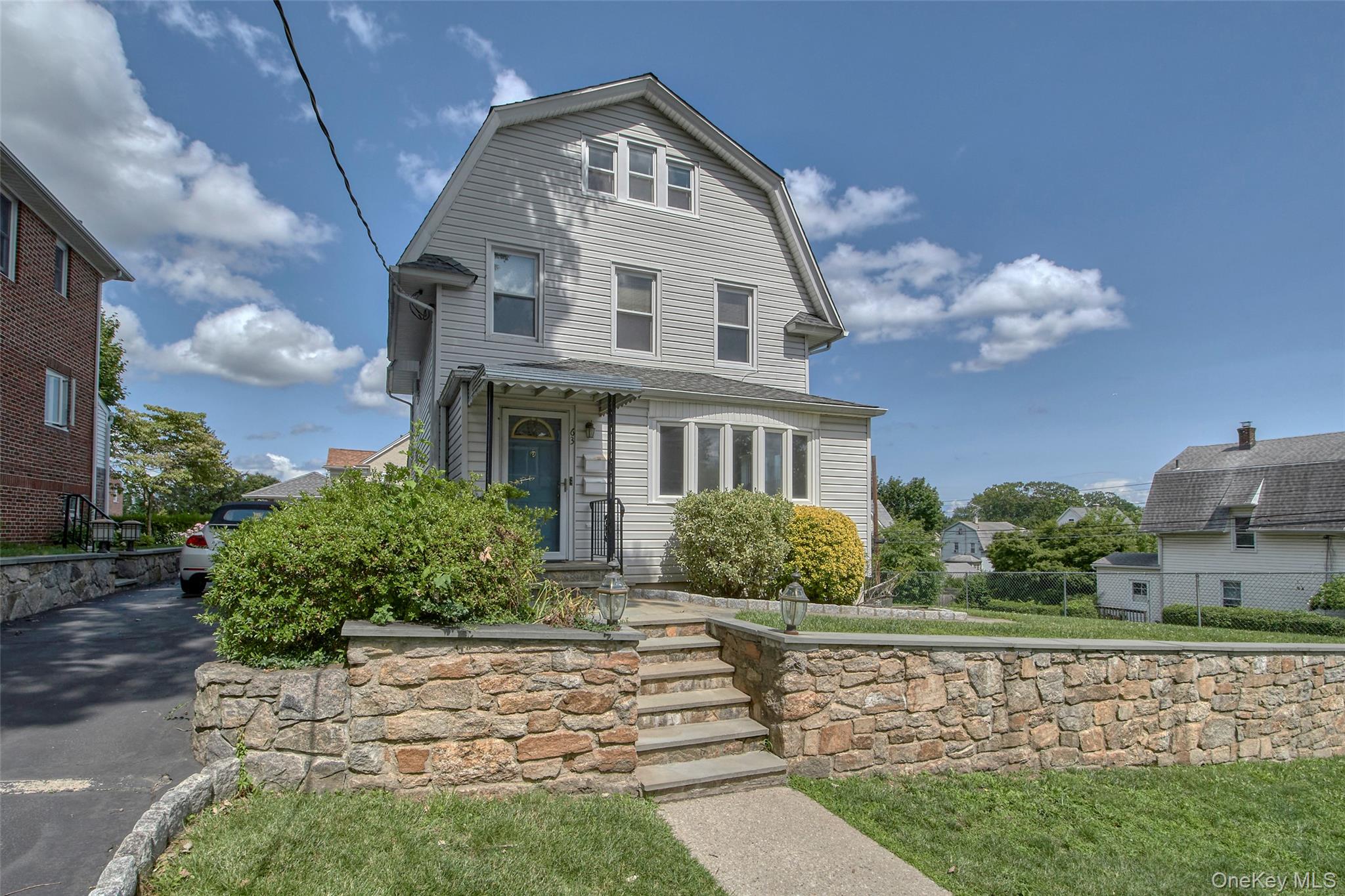 63 Thatcher Avenue Property Photo 2