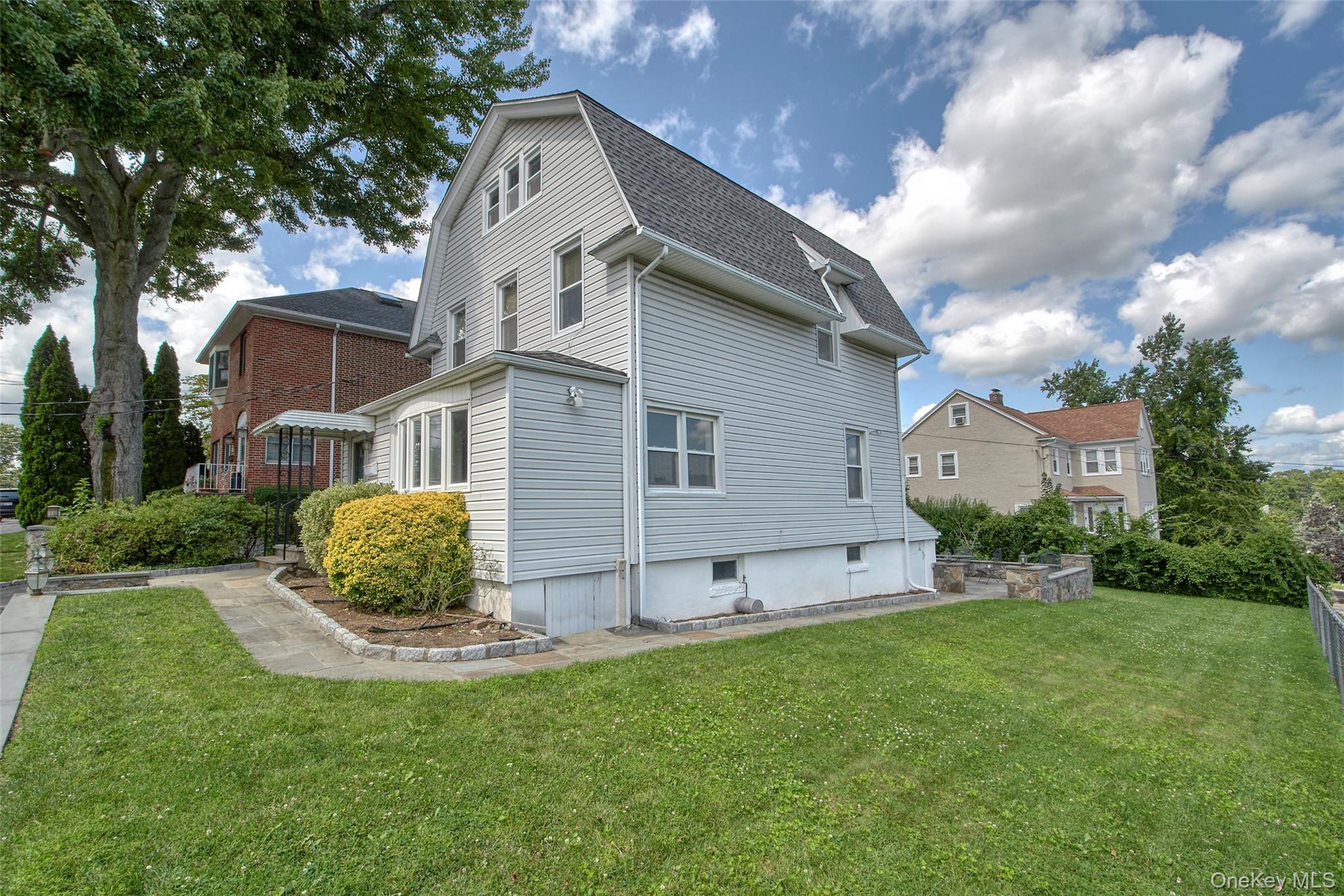 63 Thatcher Avenue Property Photo 20