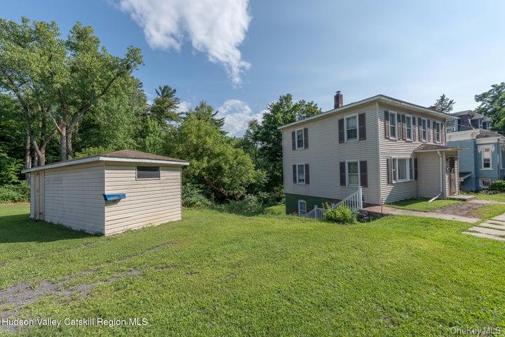 463 Main Street Property Photo 2