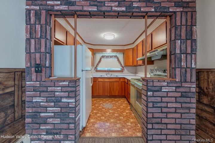 463 Main Street Property Photo 6
