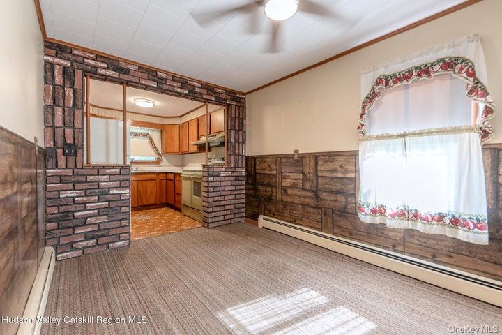 463 Main Street Property Photo 7