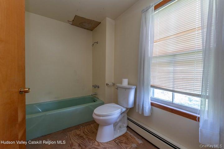 463 Main Street Property Photo 27