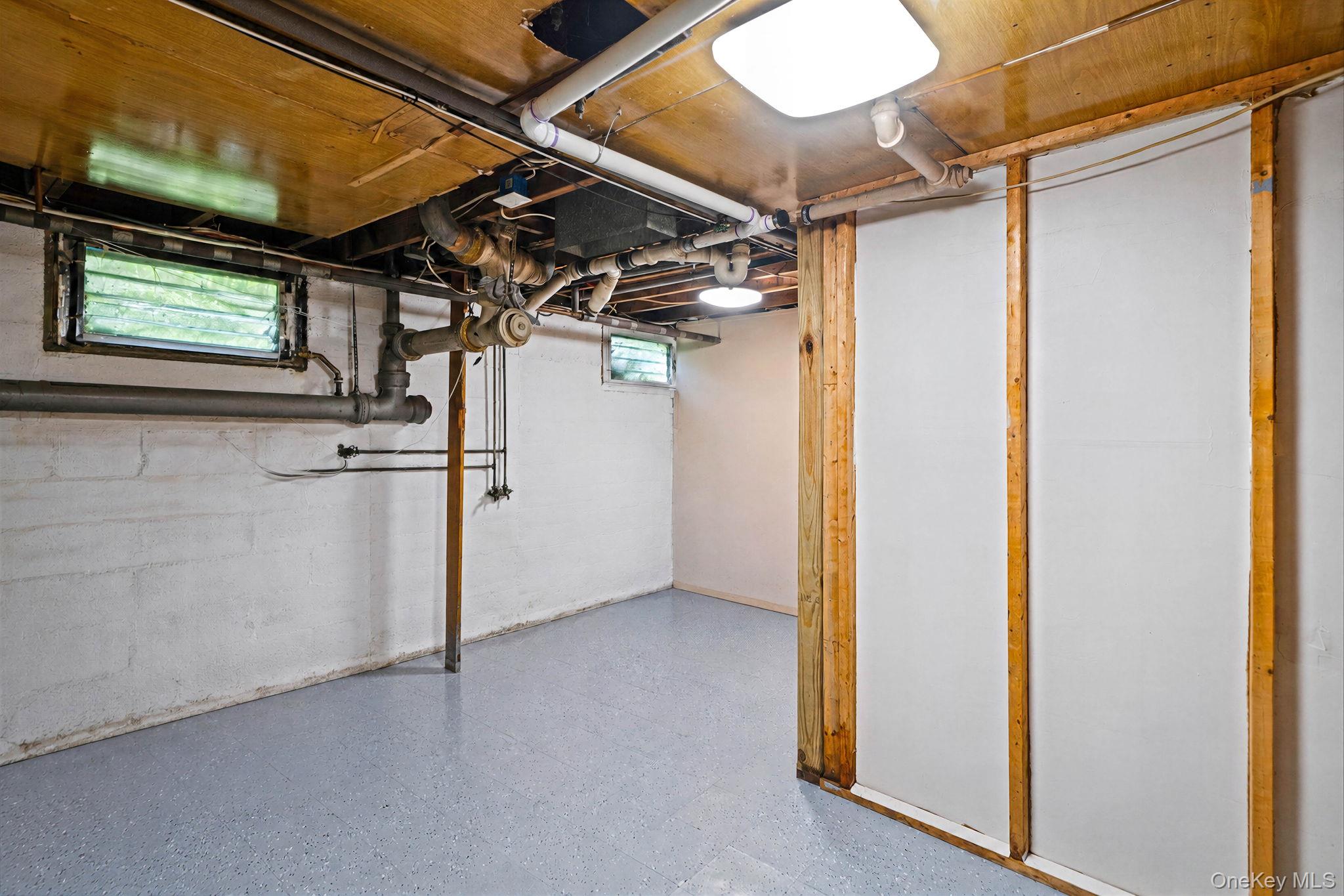 117 Bryan Avenue Property Photo 24