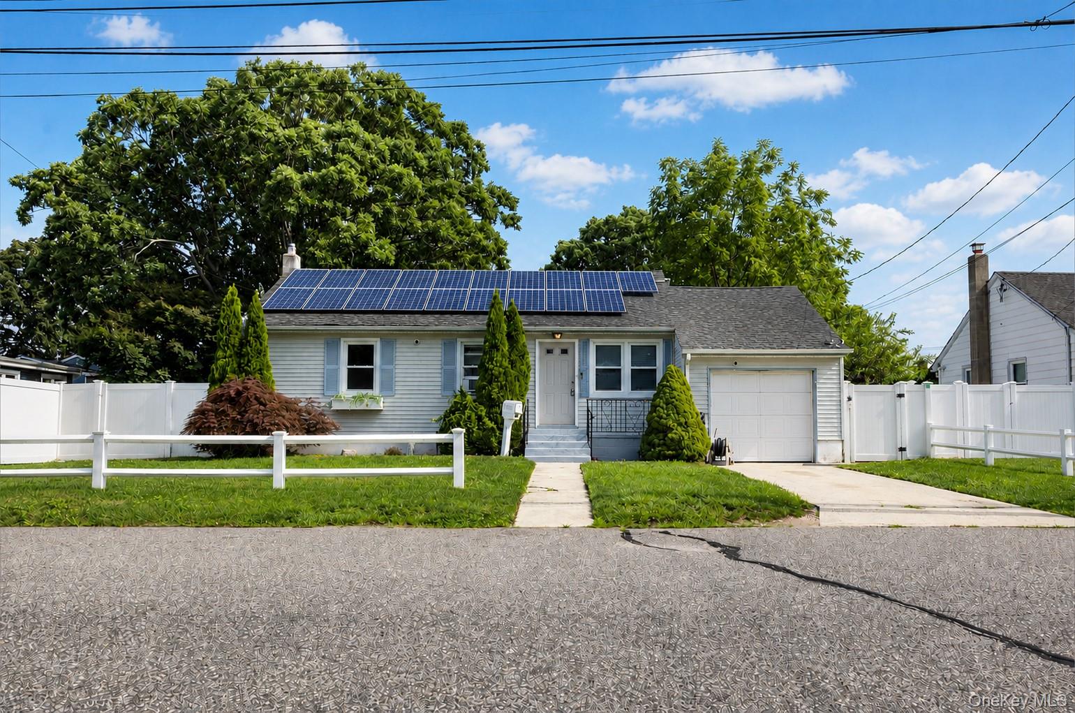 132 48th Street Property Photo 1