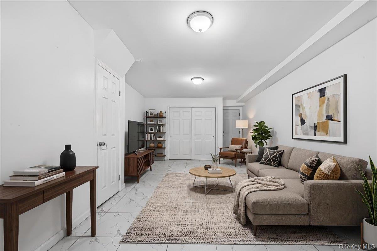 2050 Ryer Avenue Property Photo 17