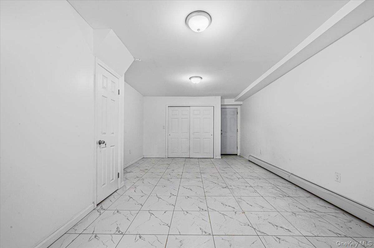 2050 Ryer Avenue Property Photo 18