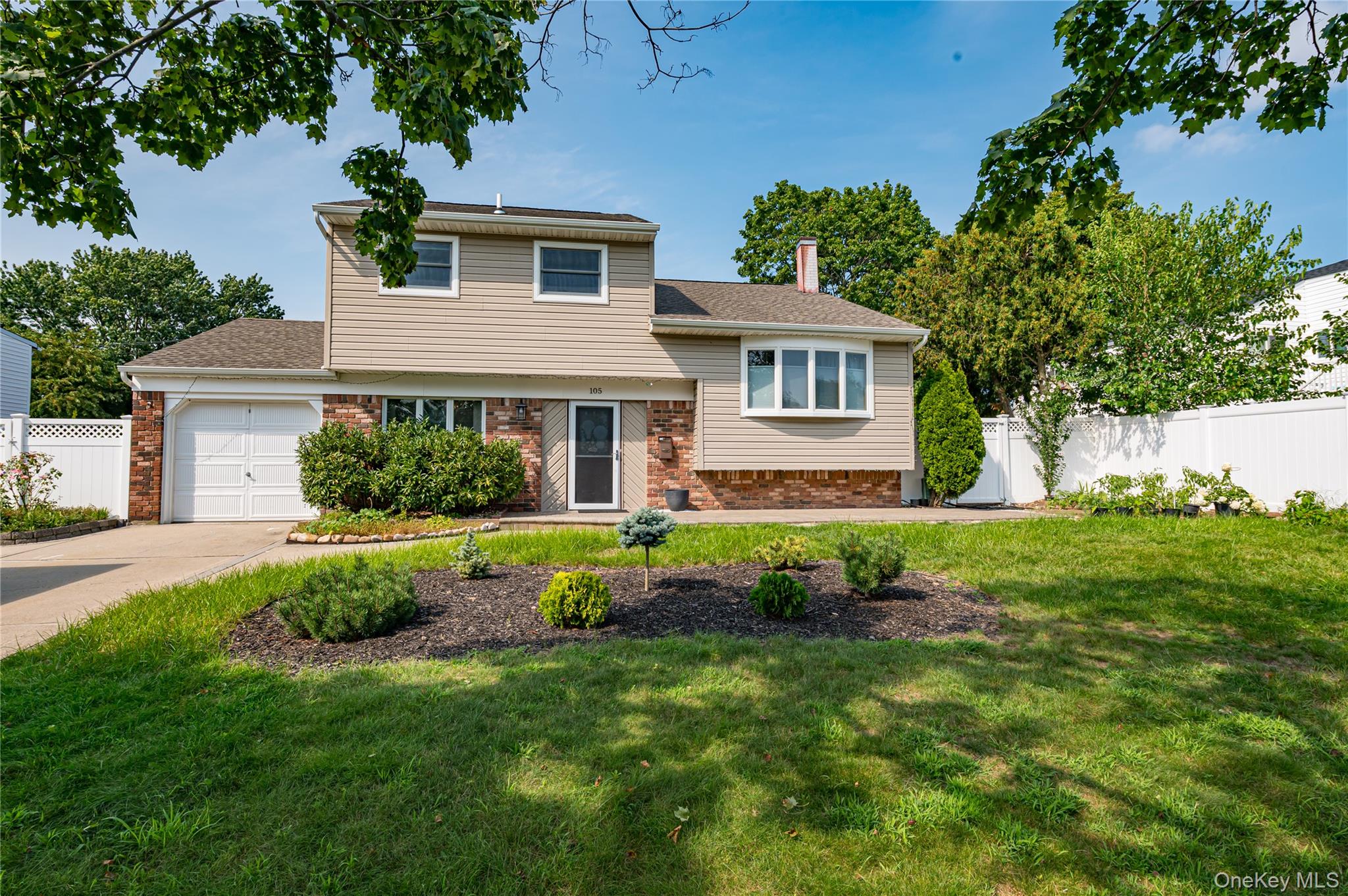 105 Rumford Road Property Photo 3