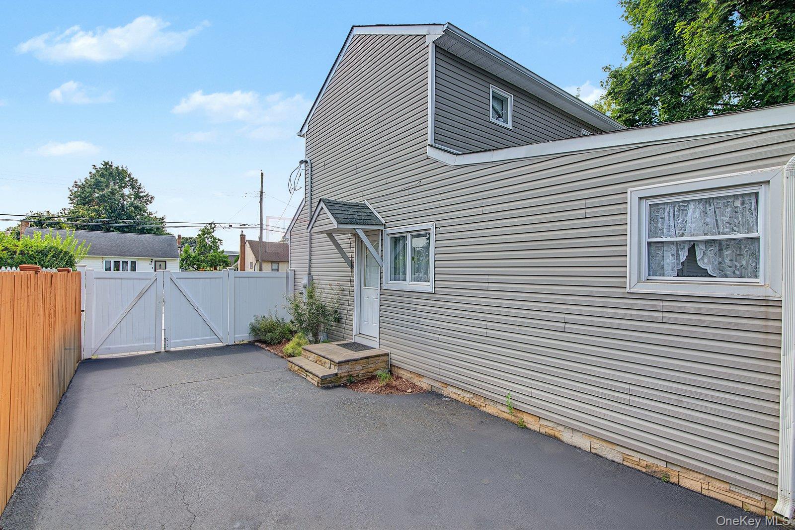 95 E Booker Avenue Property Photo 26
