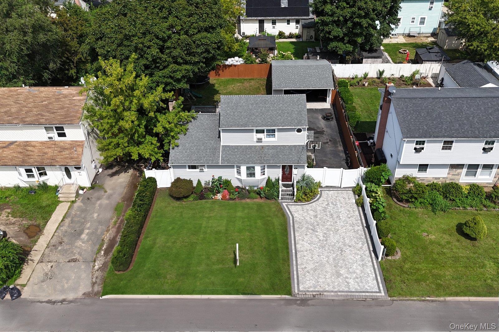 95 E Booker Avenue Property Photo 33