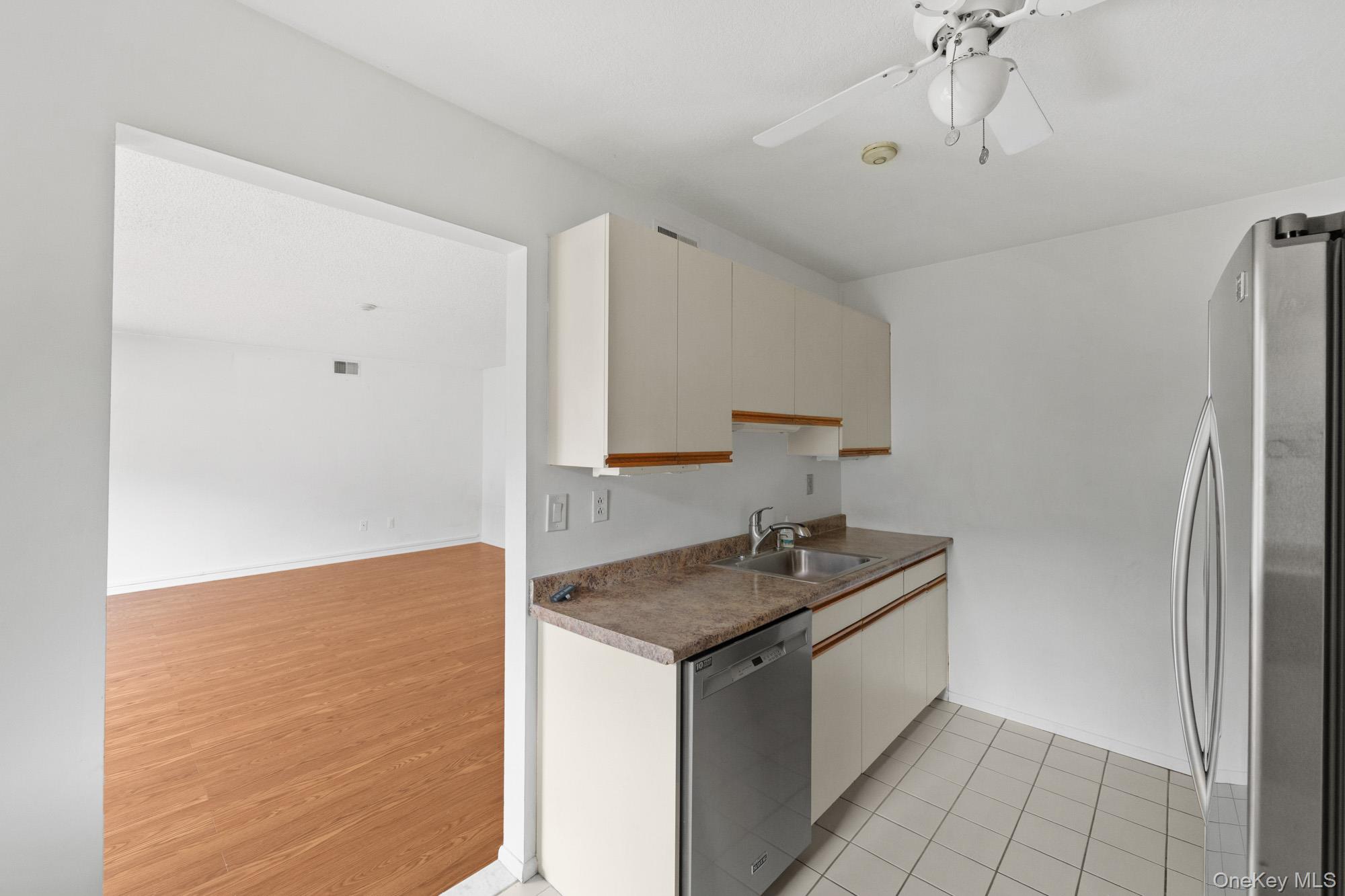 5 Kings Court Property Photo 9