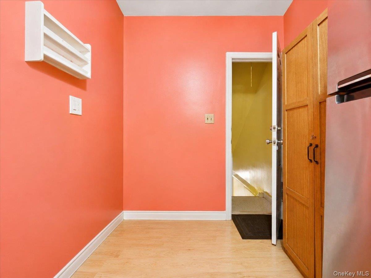 937 Duncan Street Property Photo 8