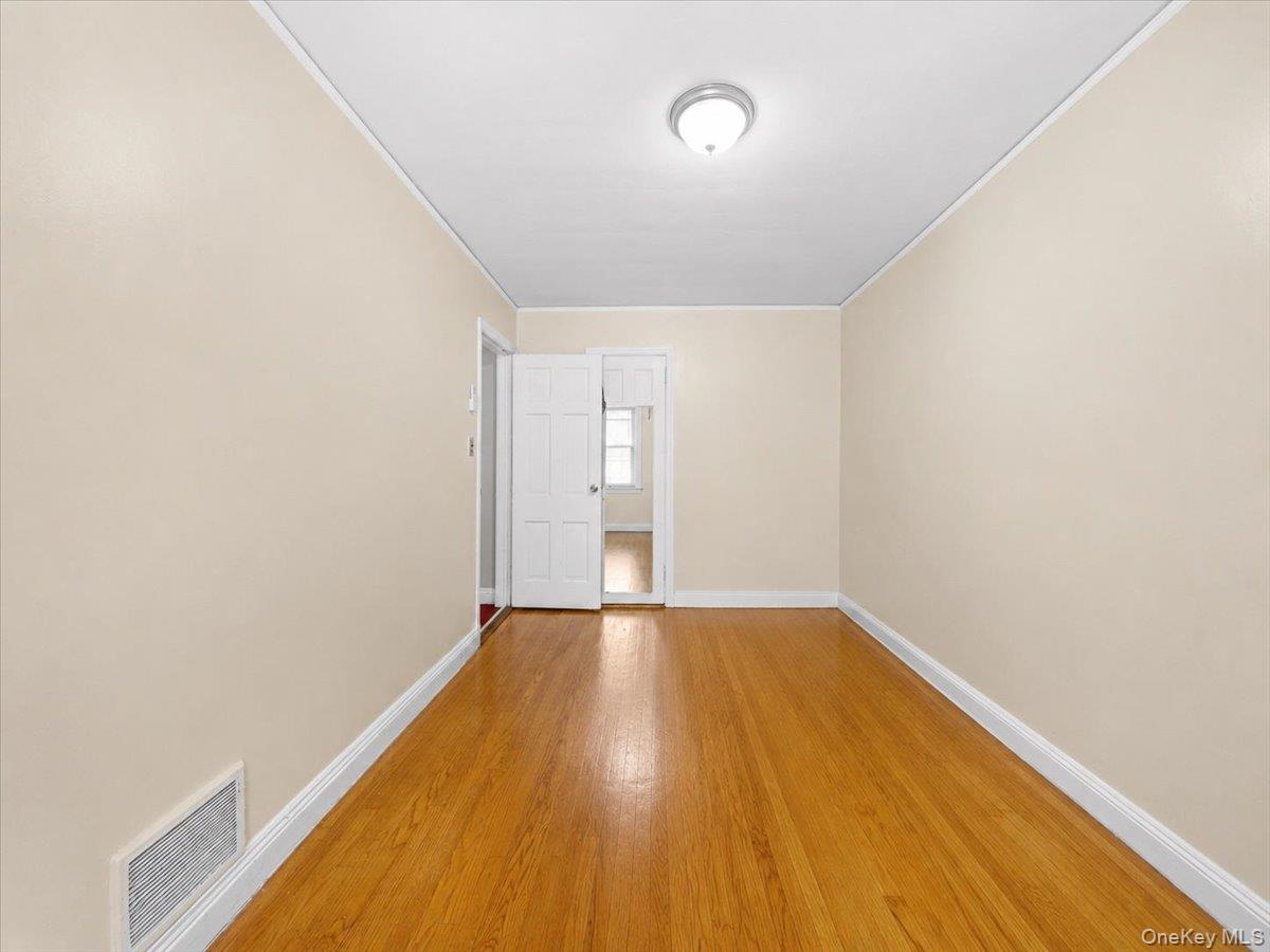 937 Duncan Street Property Photo 15