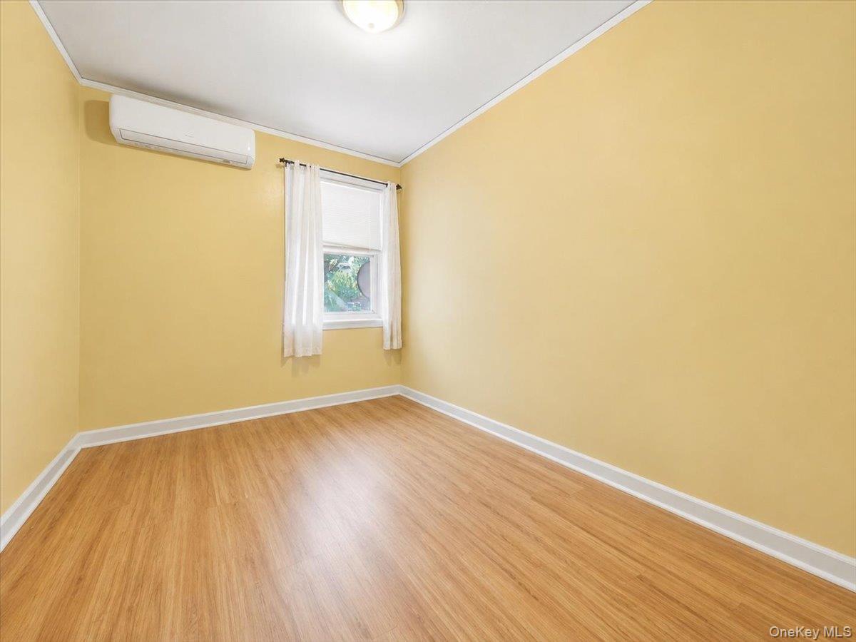 937 Duncan Street Property Photo 16