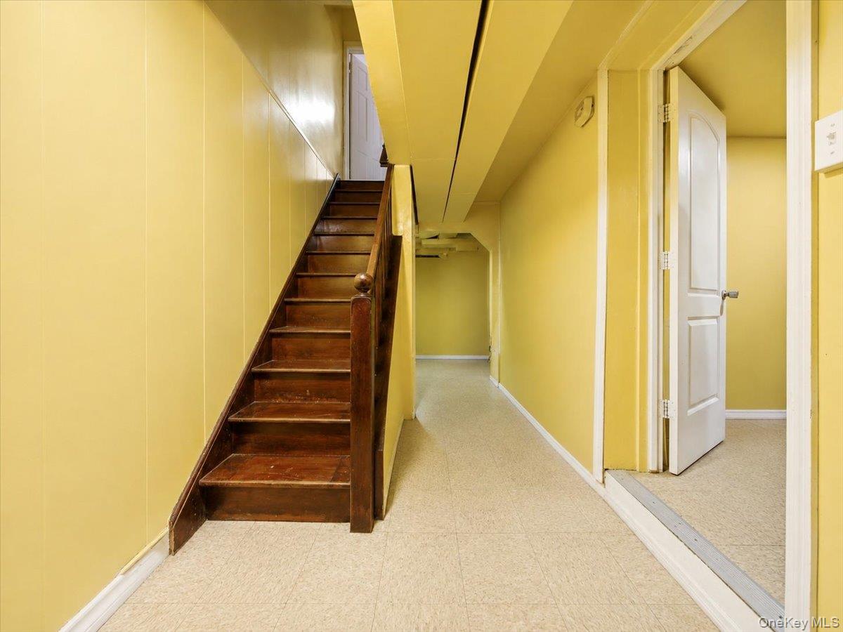 937 Duncan Street Property Photo 18